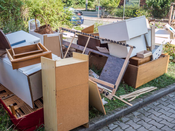 Best Basement Cleanout Services  in Hull, IA